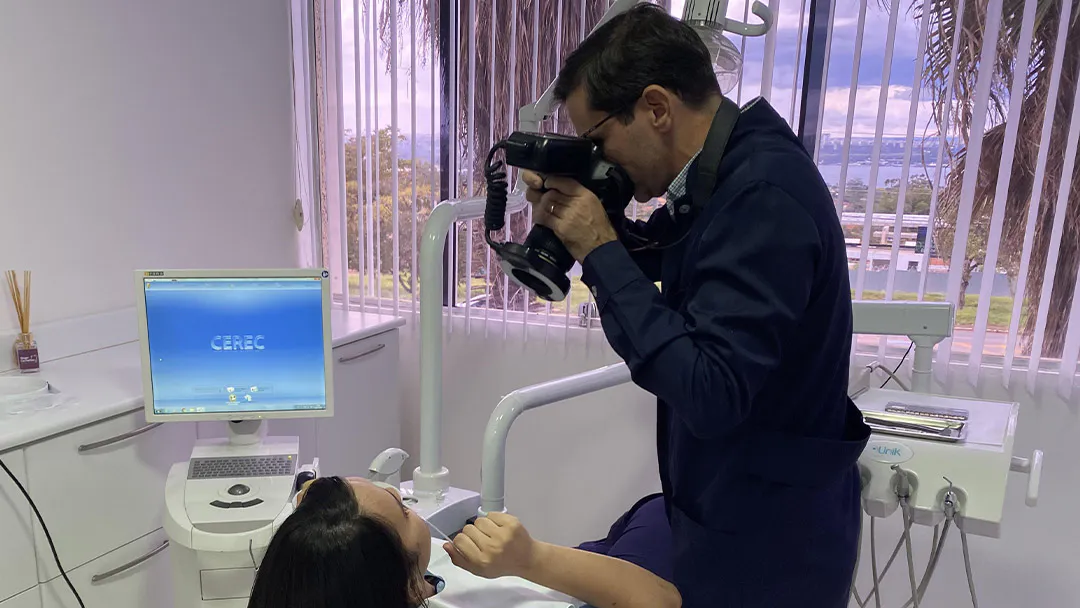 Hugo Carvalho Reabilitação Oral e Estética